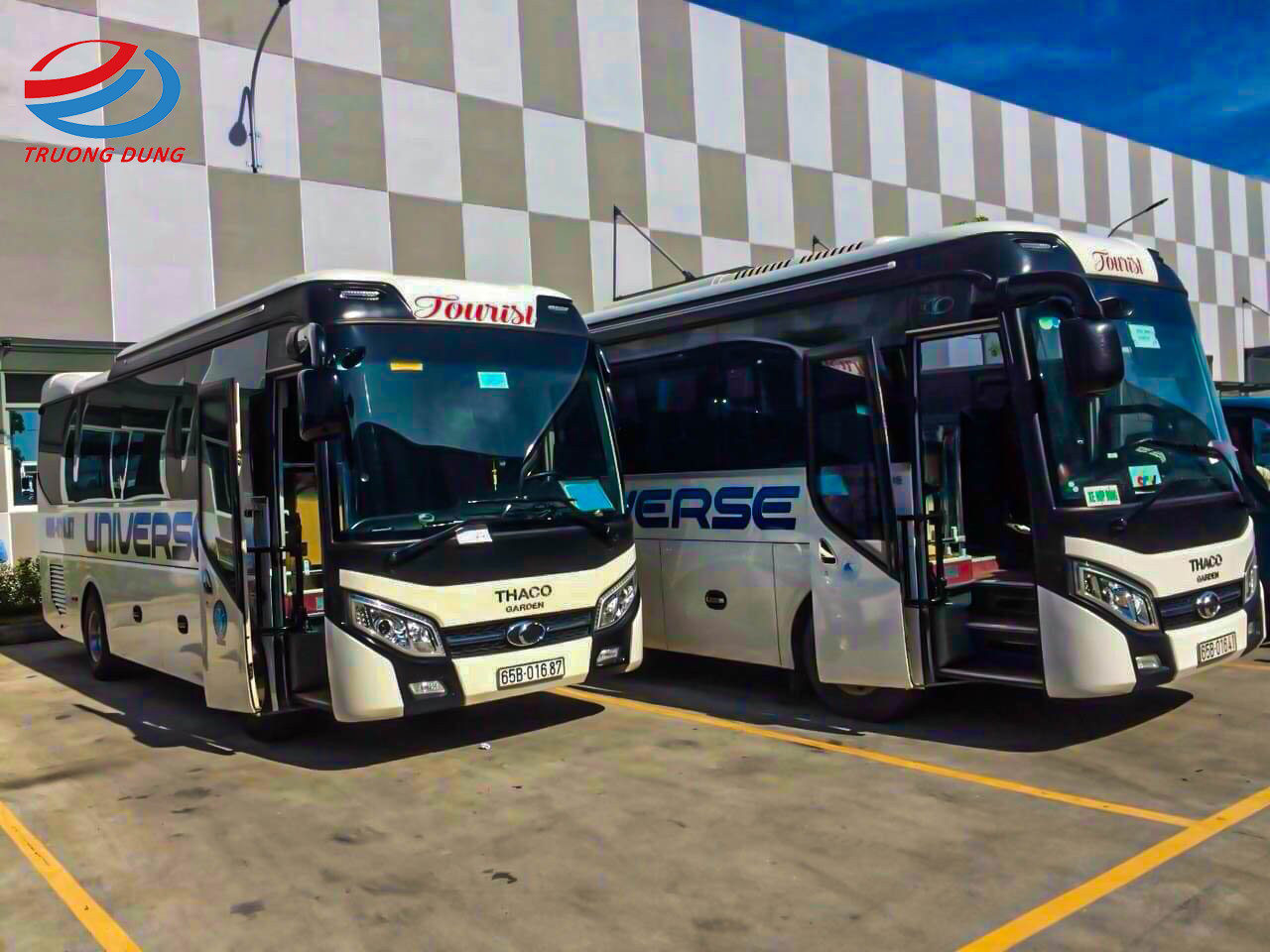 Kinh Nghiệm Thuê Xe Du Lịch - Chia Sẻ Những Điều Bạn Cần Biết Kinh Nghiệm Thuê Xe Du Lịch - Chia Sẻ Những Điều Bạn Cần Biết