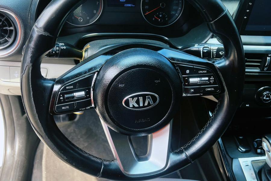 kia-cerato-tu-dong-65131746669293.jpg