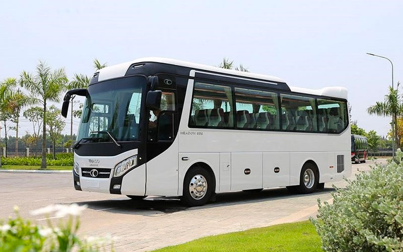  xe du lịch 29 chỗ 