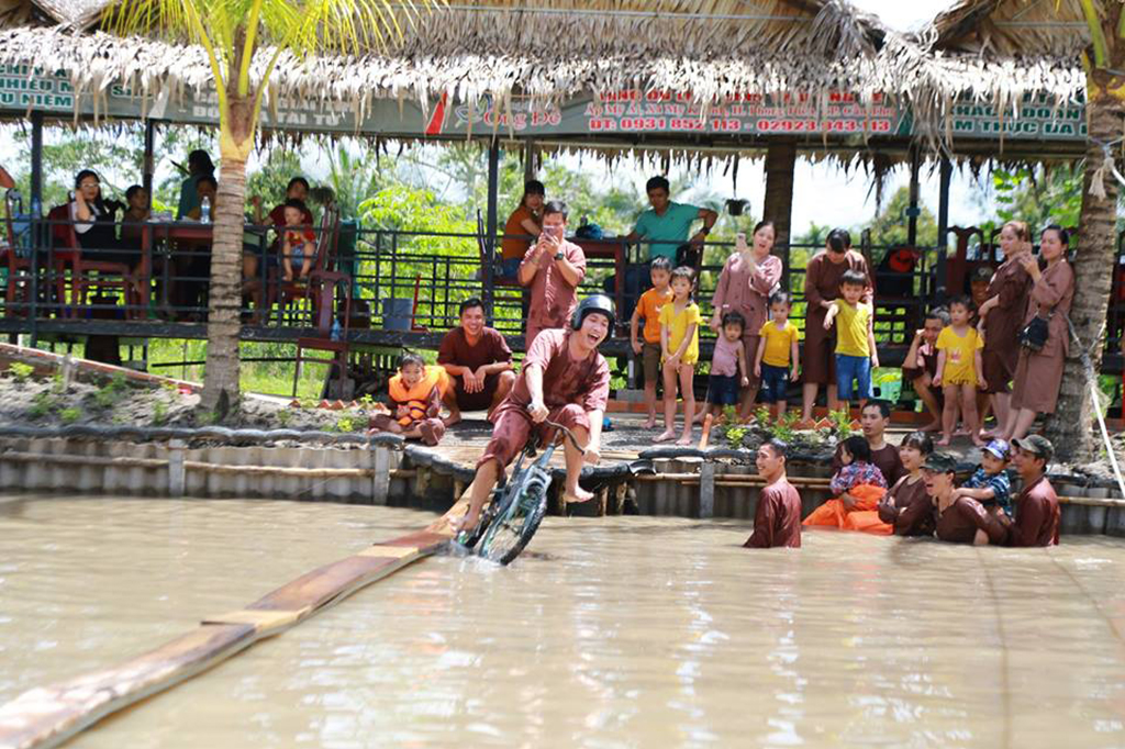 thuê xe ô tô du lịch