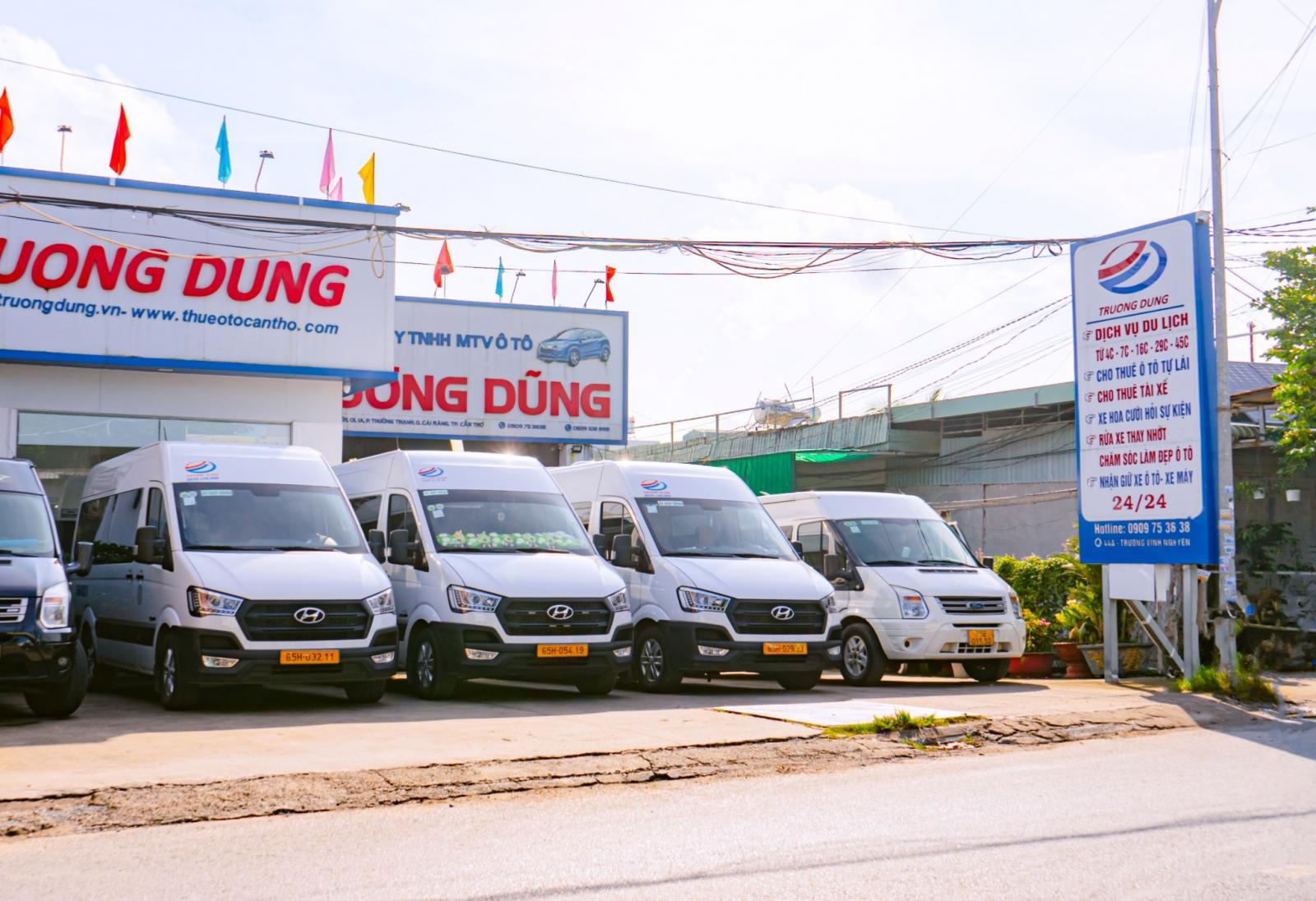 Thuê Xe 16 Chỗ Du Lịch