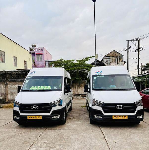 Dich-vu-thue-xe-16-cho-tai-o-to-truong-dung