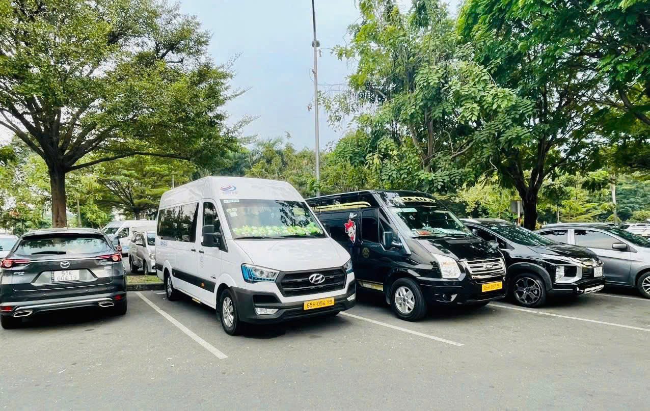 kinh-nghiem-thue-xe-du-lich