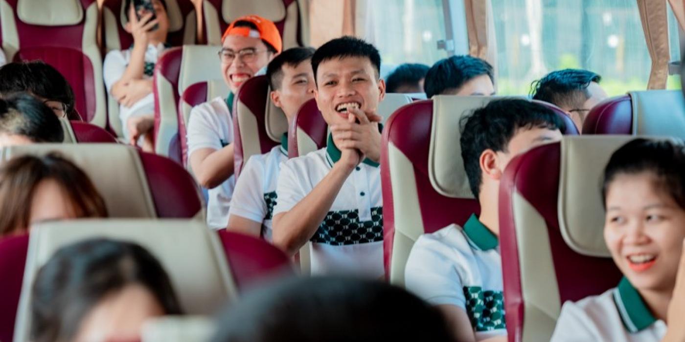 Du Lịch Văn Minh – Bắt Đầu Từ Cách Ngồi Xe