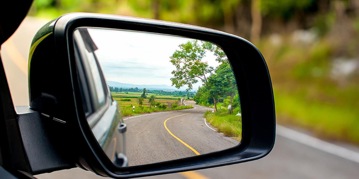 Kinh Nghiệm Xử Lý Góc Chết Khi Lái Xe Ô Tô: Cẩm Nang An Toàn Cho Mọi Tài Xế