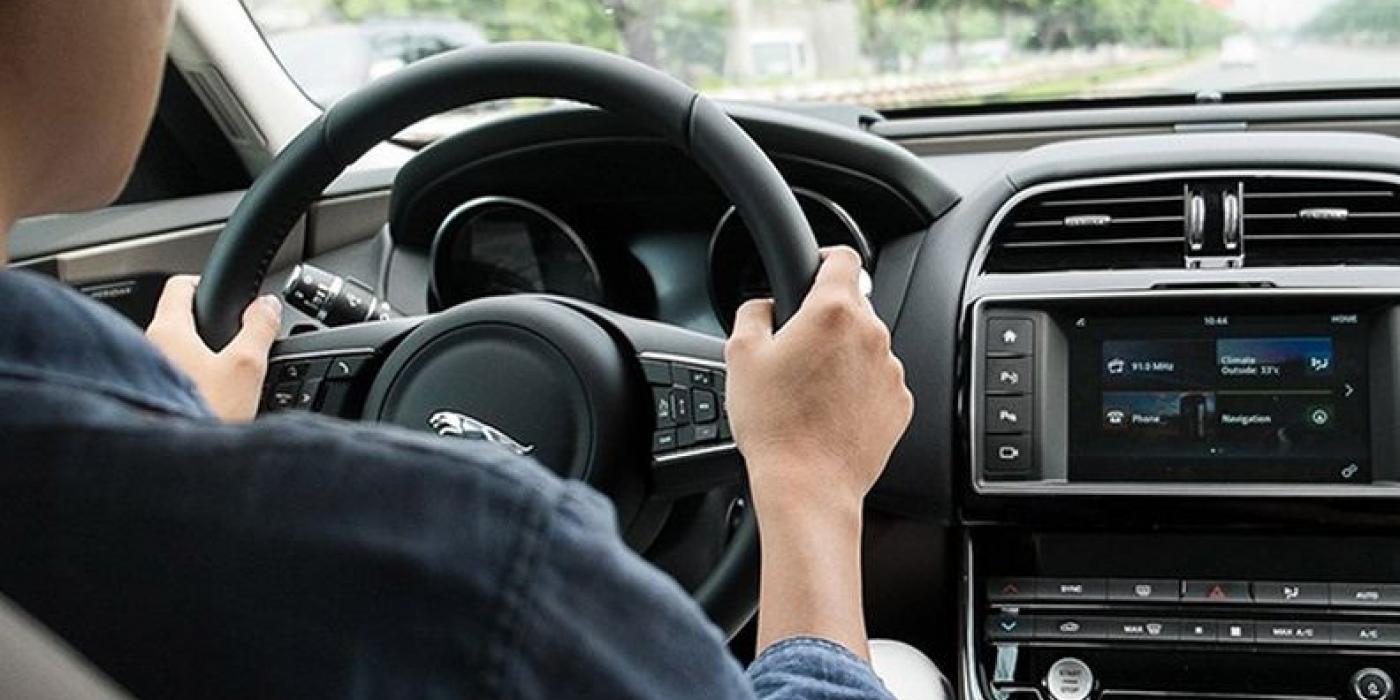 Những Quy Tắc Vàng Trong Văn Hóa Lái Xe Ô Tô Ở Việt Nam